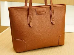 Carteras y bolsos de cuero