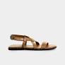 Sandalias y mocasines de cuero
